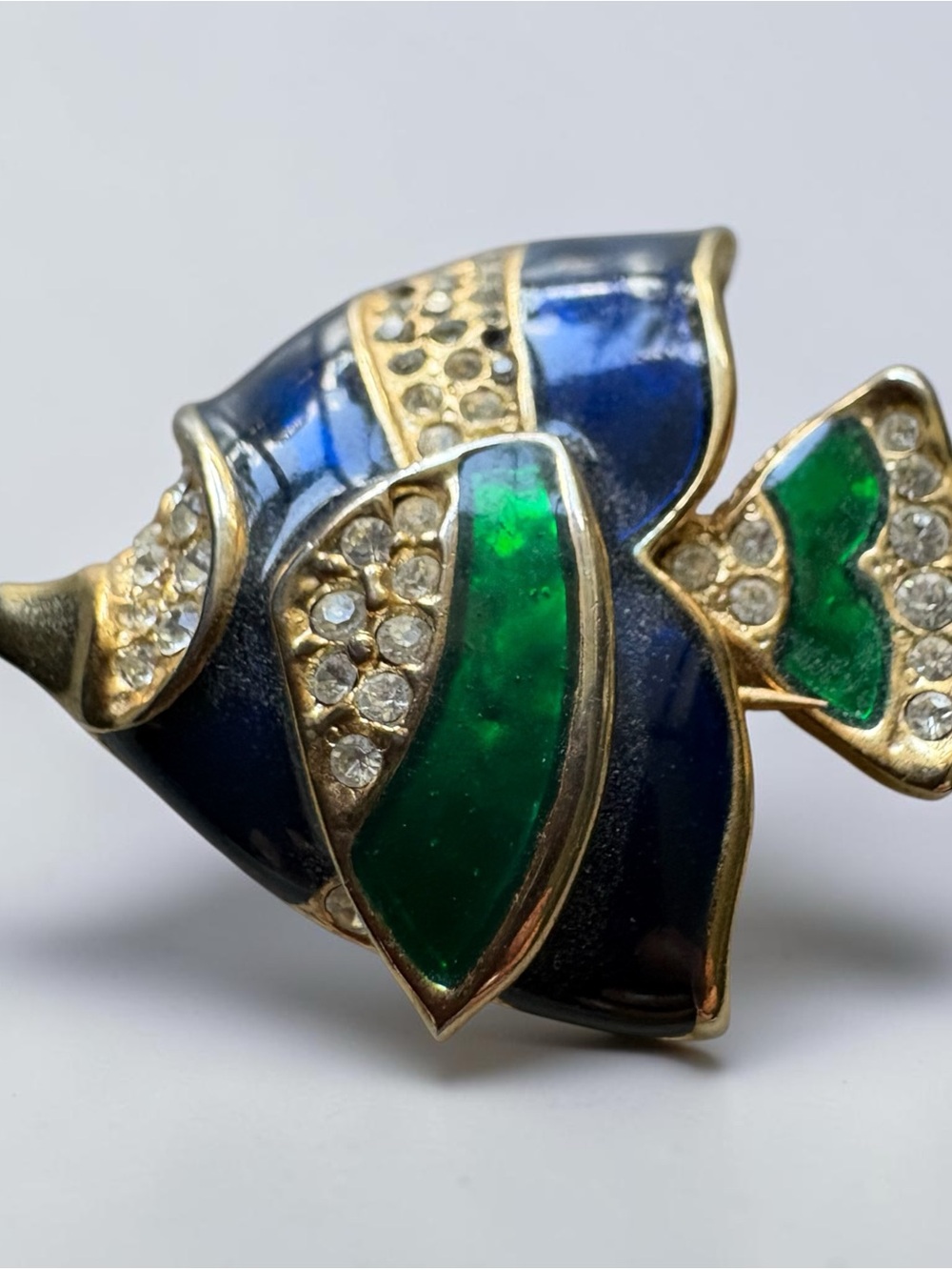 Vintage Style Tropical Fish Brooch Blue Green Enamel Rhinestone Gold Tone Pin